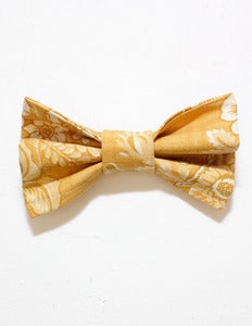 Image of Mustard Bow