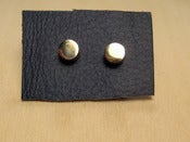 Image of VINTAGE DOT stud earring