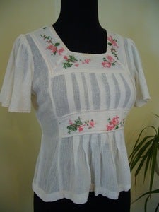 Image of 70s embroidered cotton top