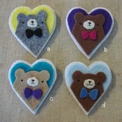 Image of pudgy bear heart brooch // with bowties