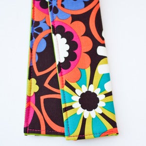 Image of Padded Camera Strap Cover: Flower Shower