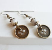 Image of Vintage Style Button Earrings