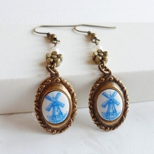 Image of Vintage Keepsake Earrings