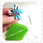 Image of Kanzashi Flower Maker - pointed petals  (small & large)