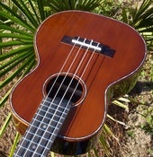 Image of Ohana TK-50G Cedar/Rosewood Tenor with case