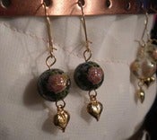 Image of Pearl Noir Earring