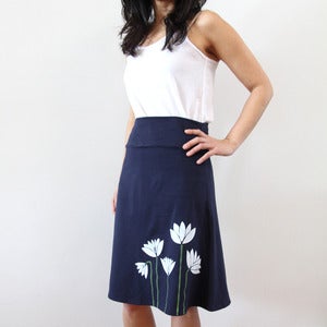 Image of Cotton Blend A-Line High Waisted Skirt with Lotus Print (Navy)