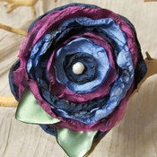 Image of Biggest Blossoms Hair Clip Item#bgnvyfspl