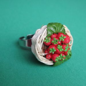 Image of Strawberries Pick Your Own Ring!