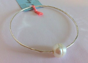 Image of White Freshwater Pearl Sterling Silver Bangle