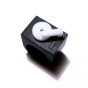 Image of turntable bloc ring [black]