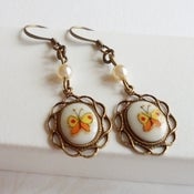 Image of True Sentiments Earrings (butterfly)