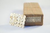 Image of 24 boutons en nacre japonaise #1