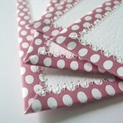 Image of wrap around . pikku dot . huckleberry