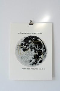 Image of moon print
