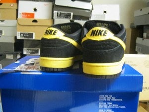 Image of SB Dunk Low Premium QS "Black and Tans" 