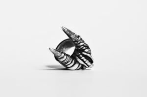 Image of NORA RENAUD'S ADAL | HORNS RING 01