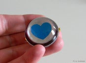 HEART TARGET RESIN PIN
