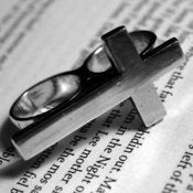 Image of SIDEWAYS SILVER CROSS DOUBLE FINGER RING