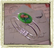Jewelry: "Green Alice"