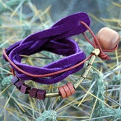 Image of dullDiamond x BIG THINGS fuchsia braided suede bracelet