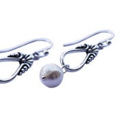 Image of MOTHERS DAY SPECIAL Vintage Style Pearl Earring