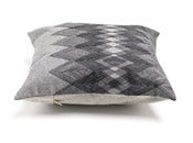 Image of ESPIGA 3 cushion -grey-