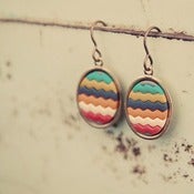 Image of chevron thumbprint earrings