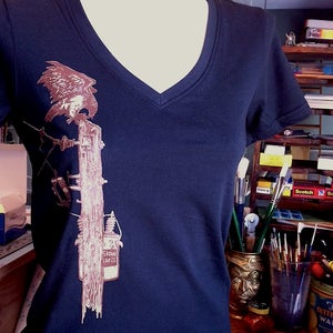 Power Eagle V neck $32