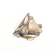 Image of SAILBOAT PIN