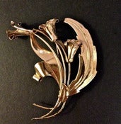 Image of 70s Vintage Golden Floral Brooch