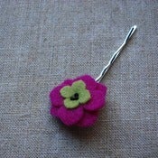 Image of small beaded flower bobby pin // warm colors