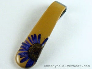 Image of Spoon Handle Pendant: Brown with Purple English Daisy