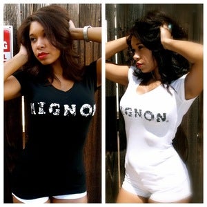 Image of Womans Vintage Classic V-Neck