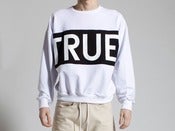 Image of ETHEL VAUGHN<br>TRUE SWEATSHIRT<br>WHITE/BLACK