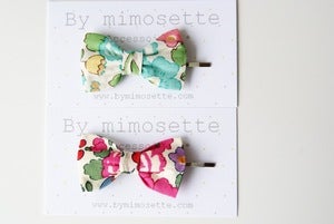 Image of  Barrette Noeud en Liberty of London Betsy DISPO EN CLIP 