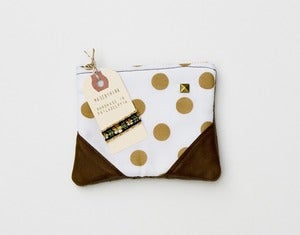 Image of -SOLD OUT- a small caramel + white dots zipper pouch with leather corners and a METAL zipper