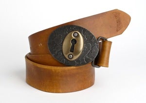 Image of Keyhole Buckle