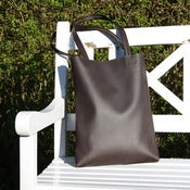 Image of Shopper, sparrow