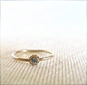 Image of beaded 14k gold and diamond solitare ring