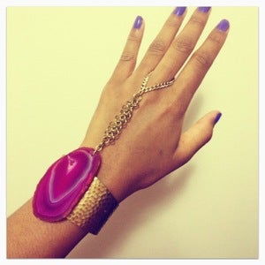 Image of Fuchsia Agate and Brass Hand Harness