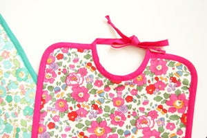 Image of Bavoir Bébé en véritable Liberty (2coloris)