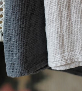 Image of Linen Waffle Hand Towels