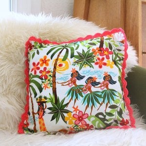 Image of Petit Coussin Vahinés