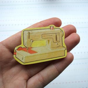 Image of Sewing Machine Brooch