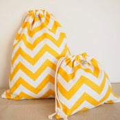 Image of Drawstring bag set - yellow chevron