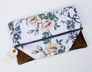Image of 40% OFF! a foldover clutch in grey + peach vintage floral