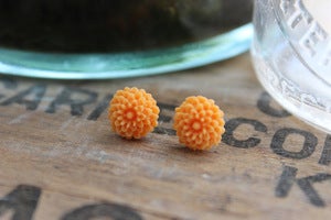 Image of Mini Mums Earrings // Yellows