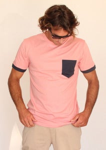 Image of SEN NO SEN pocket t-shirt pink/navy