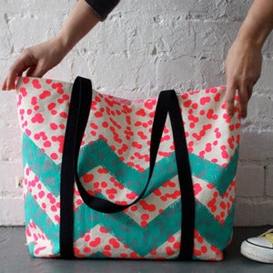 Image of DOT ZAG TOTE